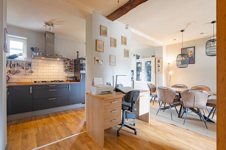 Photo 7 of Trompstraat 18