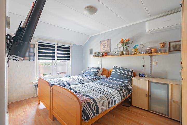 Photo 12 of Trompstraat 18