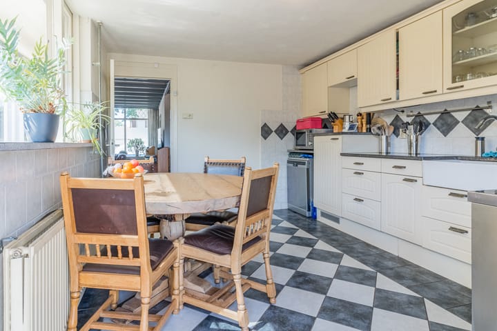 Foto 18 van Julianastraat 94