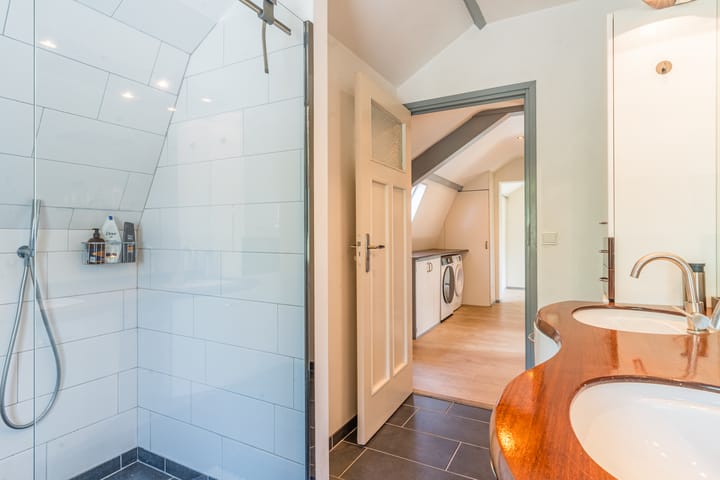 Foto 41 van Julianastraat 94