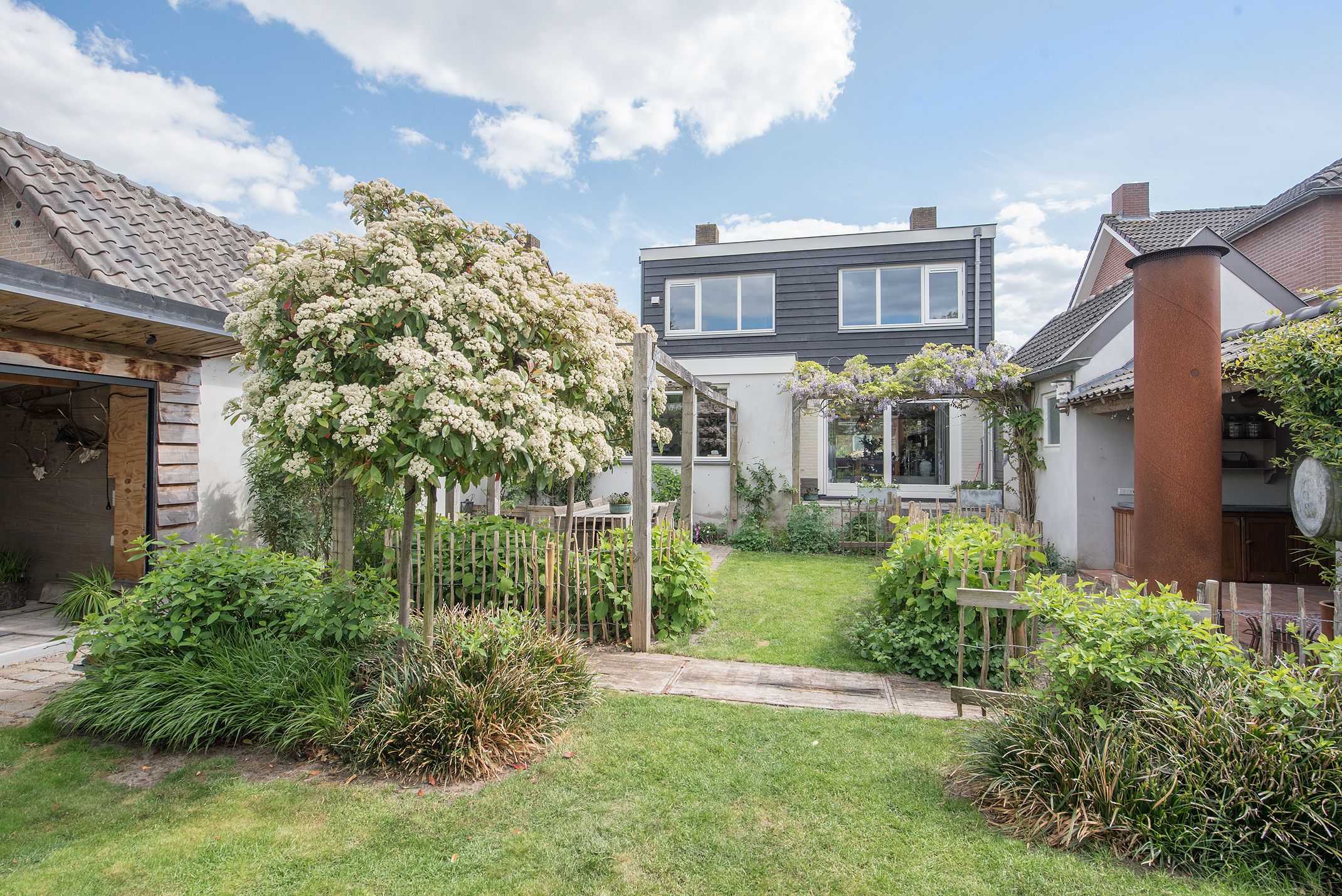 Photo 12 of Burchtstraat 10