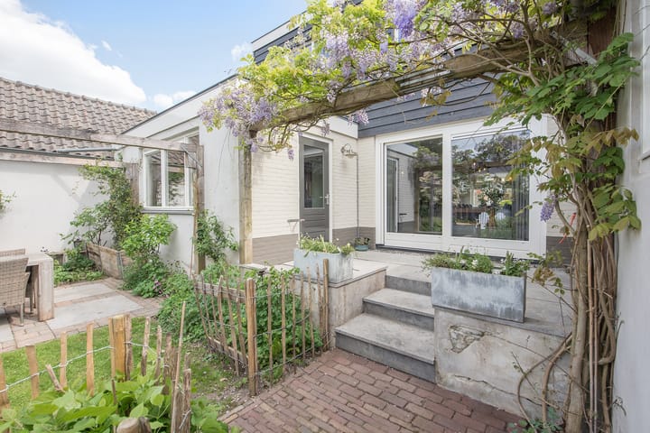 Foto 19 van Burchtstraat 10