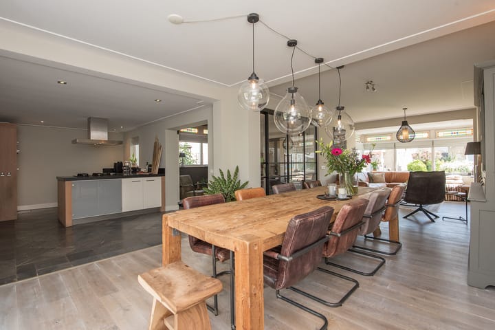 Foto 32 van Burchtstraat 10