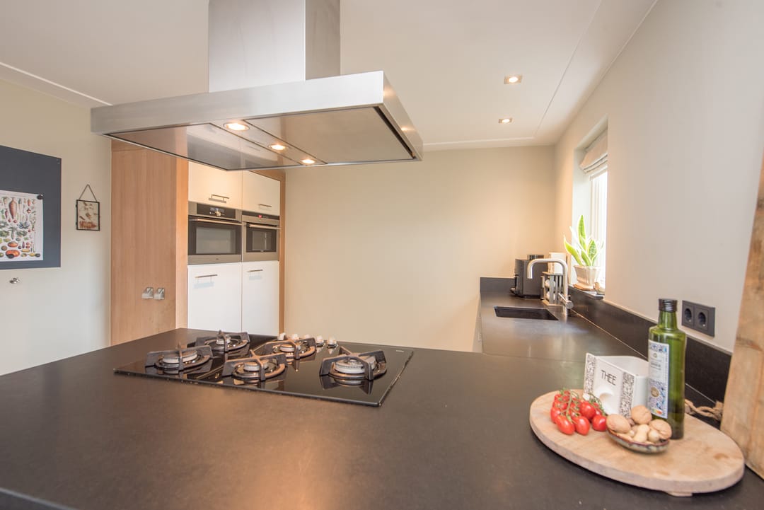 Photo 37 of Burchtstraat 10