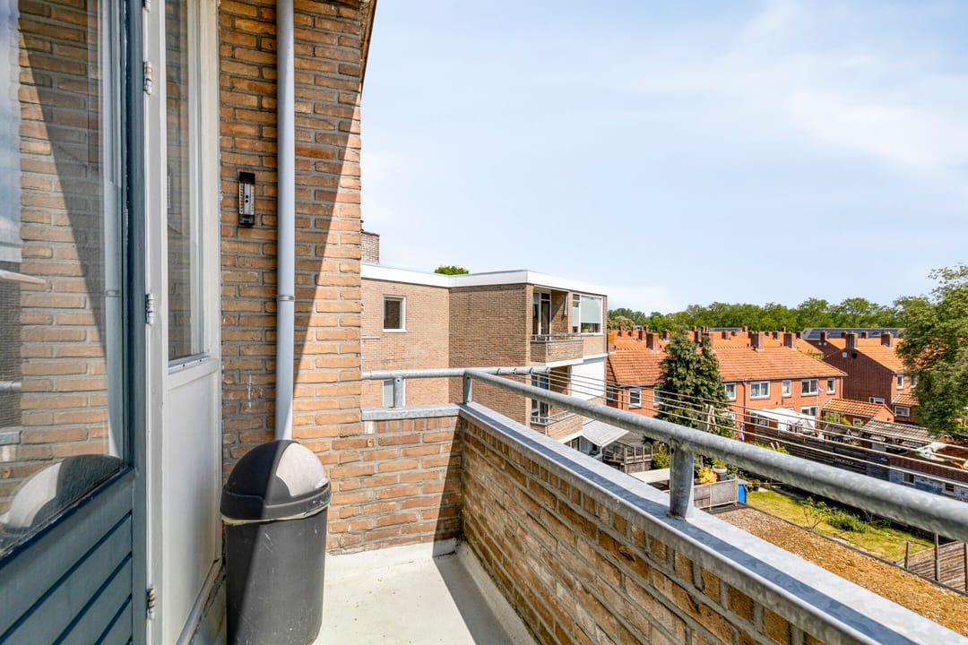 Photo 17 of Kerkstraat 115