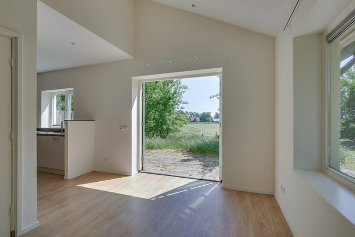 Foto 5 van Liezenweg 1