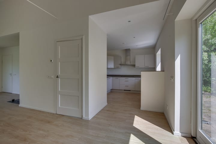 Foto 6 van Liezenweg 1