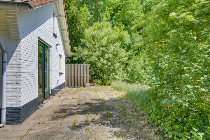 Foto 22 van Liezenweg 1