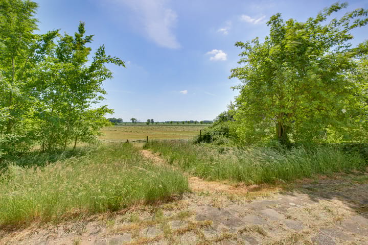 Foto 24 van Liezenweg 1