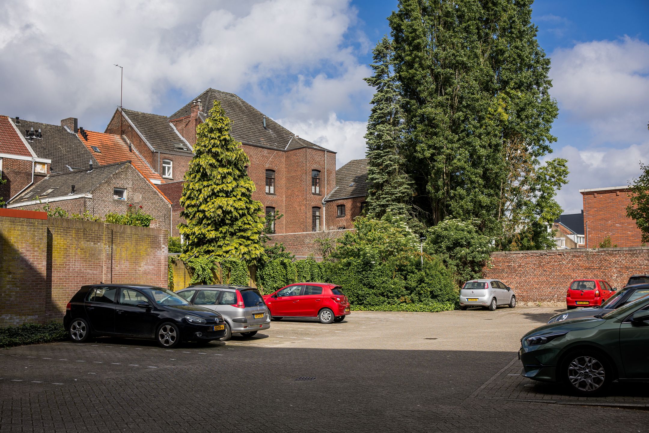 Foto 27 van Mariagardestraat 317