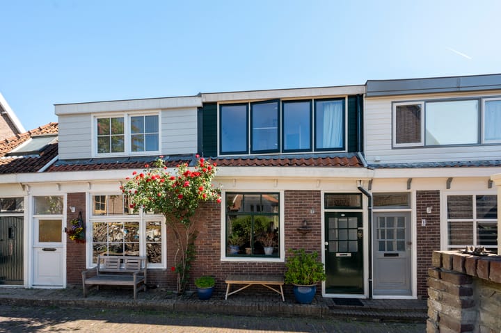 Foto 1 van Schoolstraat 10