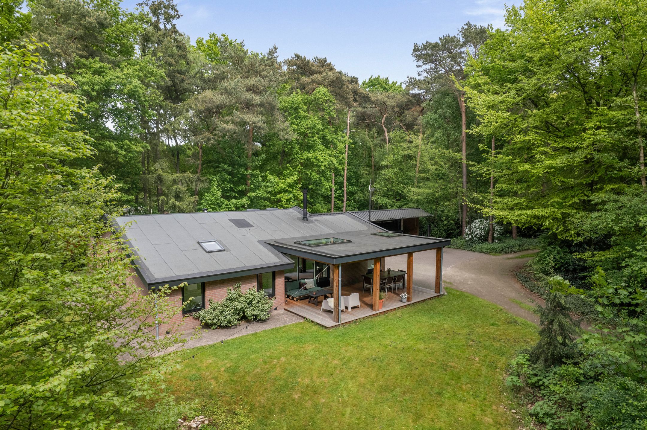 Foto 36 van Schoolbosdwarsweg 9