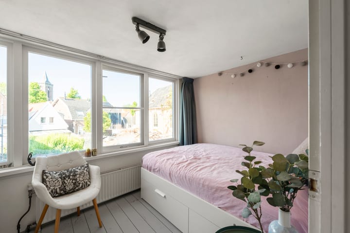 Foto 30 van Schoolstraat 10