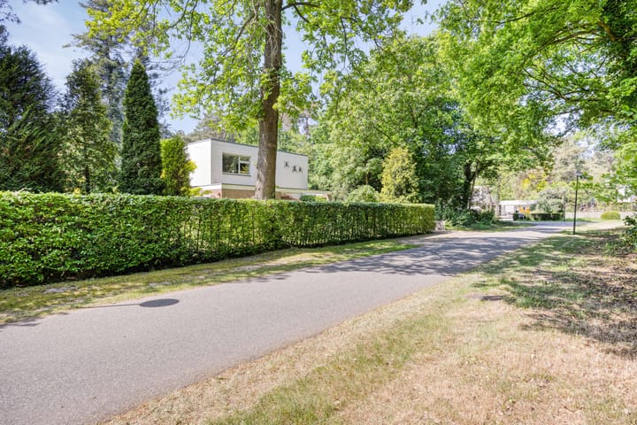 Photo 6 of Zweerslaan 9