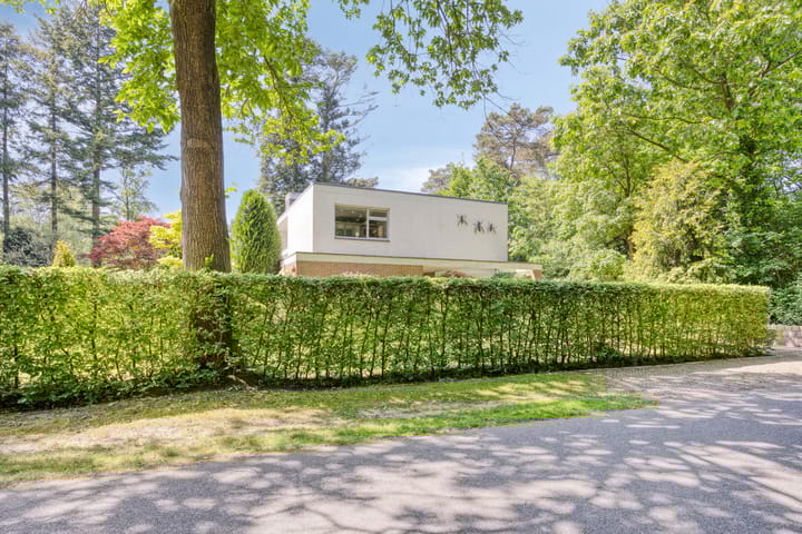 Photo 8 of Zweerslaan 9