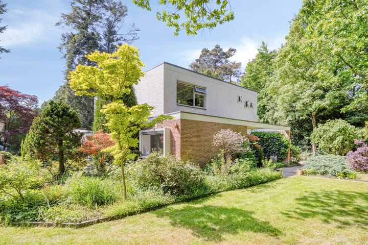 Photo 16 of Zweerslaan 9