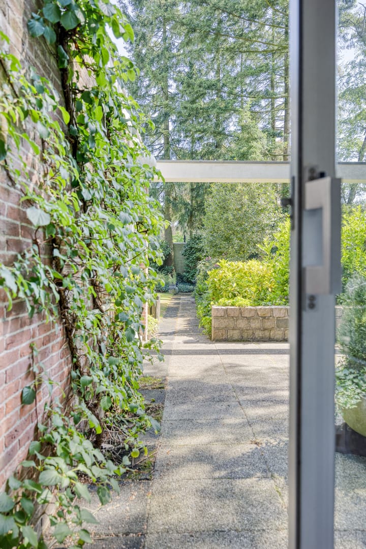 Photo 53 of Zweerslaan 9