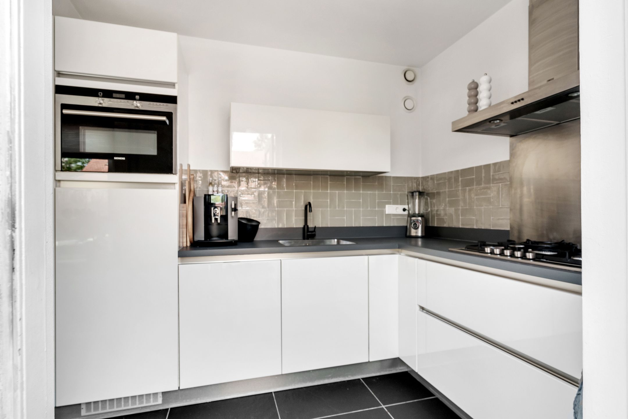 Foto 9 van Van Langenmarke 26