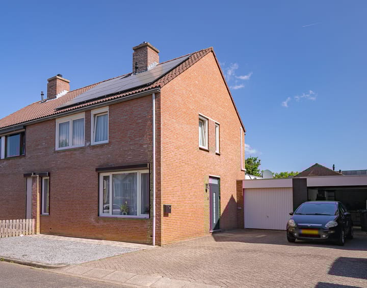 Photo 1 of Prins Willemstraat 21