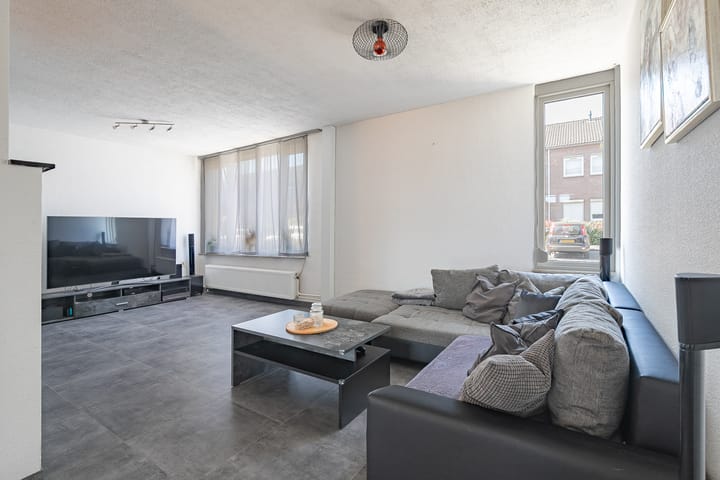 Photo 6 of Prins Willemstraat 21