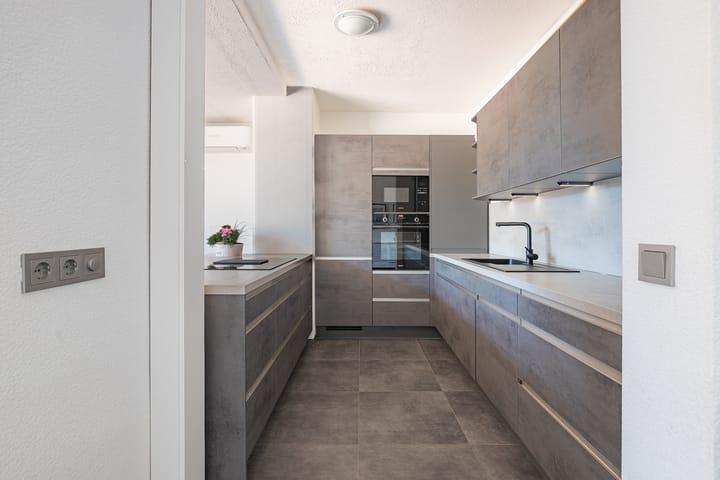 Photo 8 of Prins Willemstraat 21