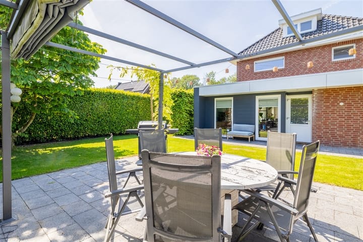 Foto 32 van Sadelijnstraat 15