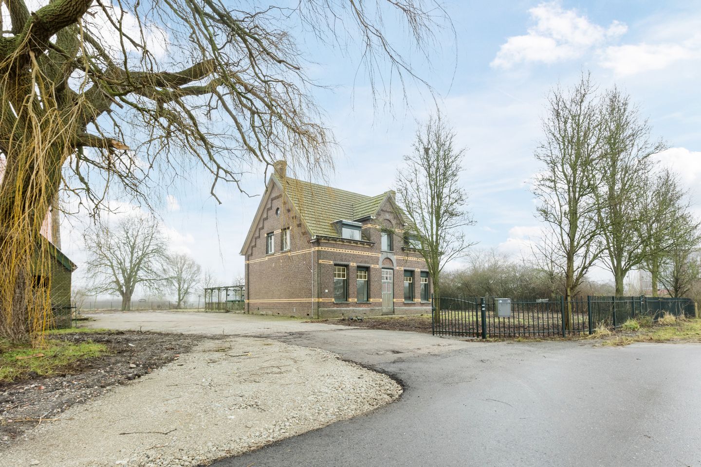 Foto 1 van Kleine Ton 1