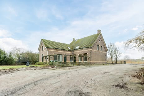 Kleine Ton 1 secondary image