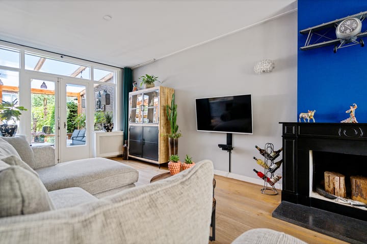 Foto 12 van Van Dijkstraat 25