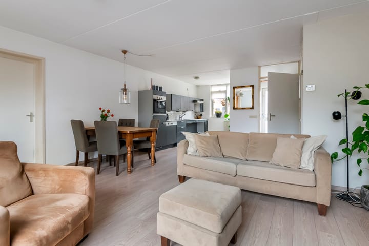 Foto 3 van Burgemeester de Bruynstraat 35