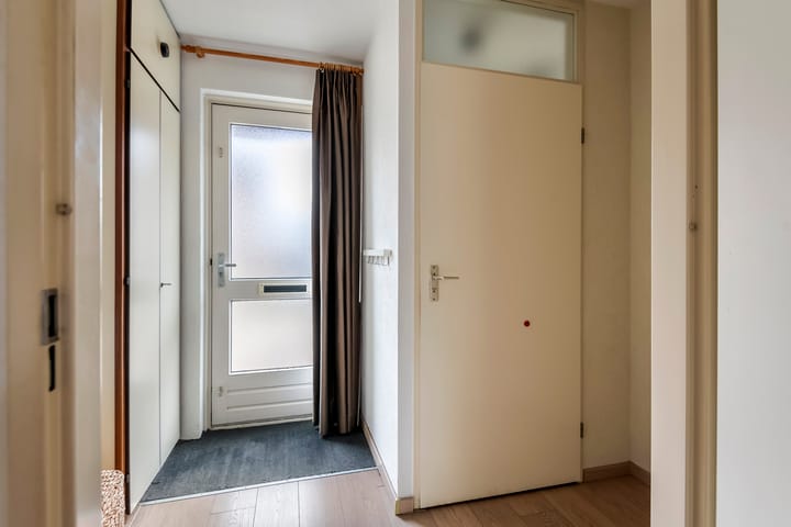 Foto 13 van Burgemeester de Bruynstraat 35