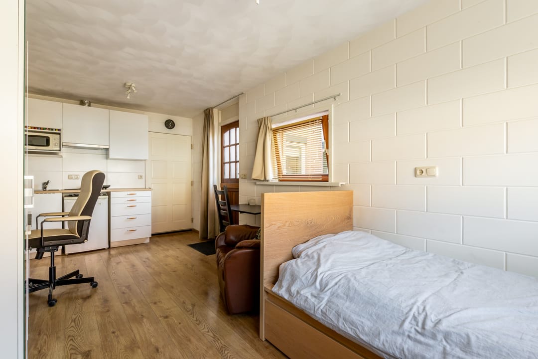 Photo 16 of Schoener 49 32