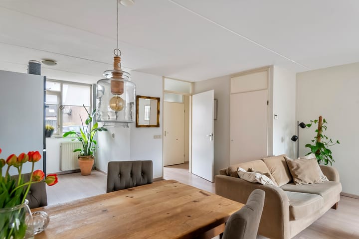 Foto 19 van Burgemeester de Bruynstraat 35