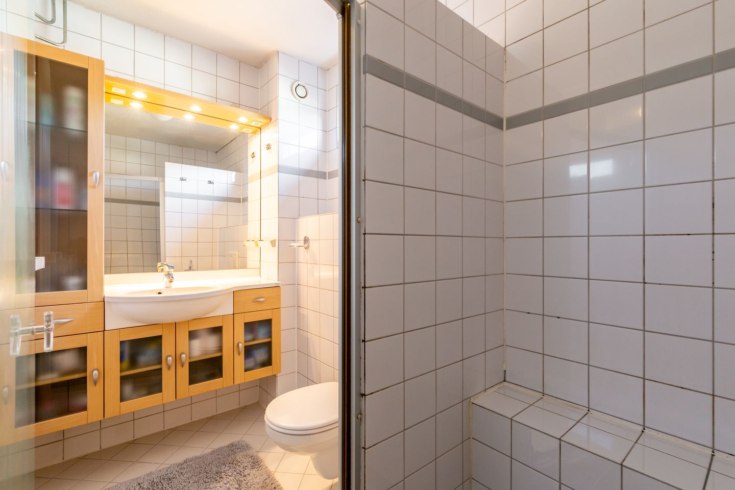 Photo 25 of Schoener 49 32
