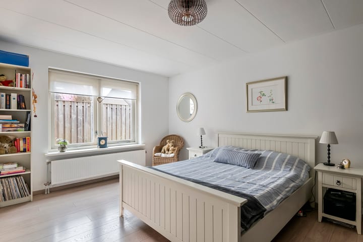 Foto 26 van Burgemeester de Bruynstraat 35