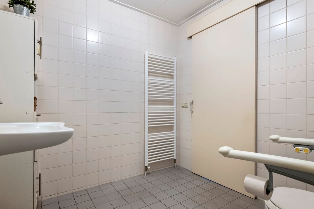 Foto 28 van Burgemeester de Bruynstraat 35