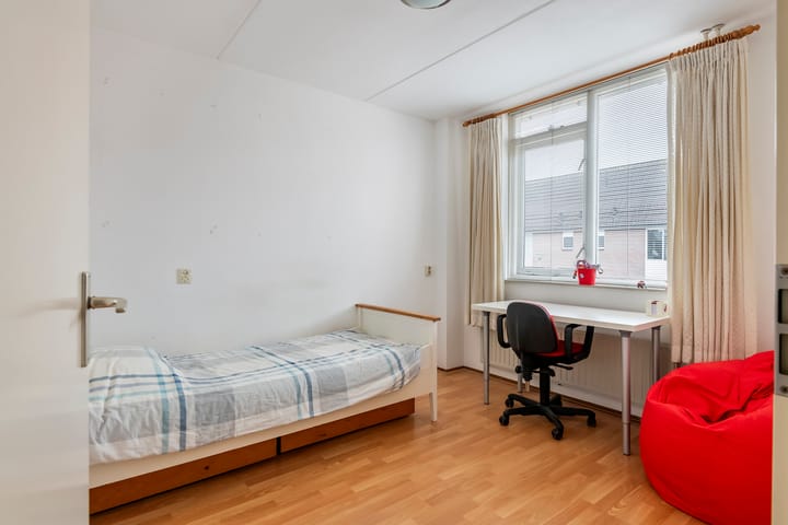 Foto 33 van Burgemeester de Bruynstraat 35