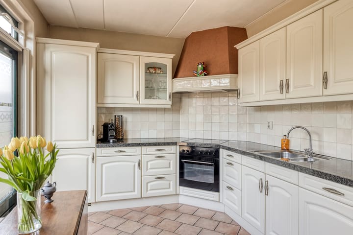 Foto 8 van Ceramstraat 5