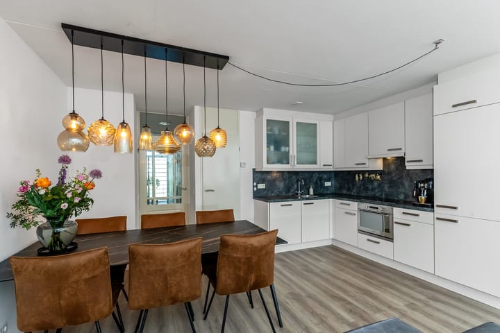 Photo 4 of Nieuwstraat 19-A