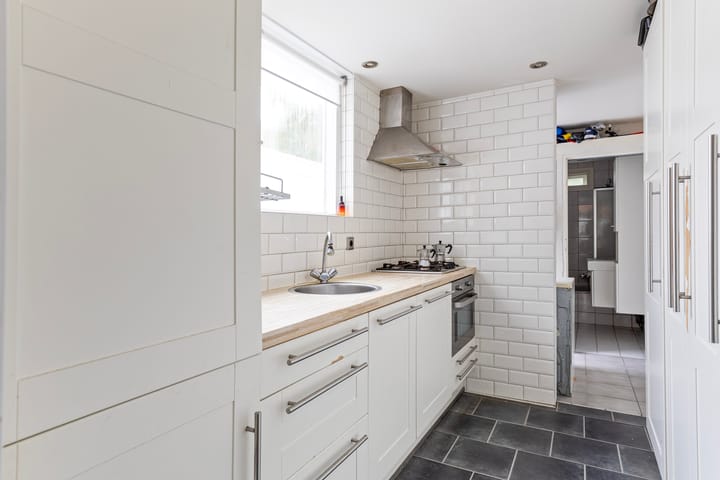 Foto 12 van Frederik Hendrikstraat 11