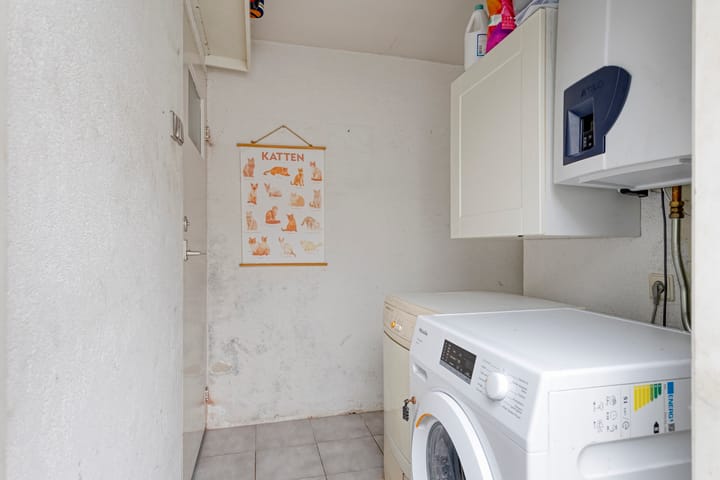 Foto 16 van Frederik Hendrikstraat 11