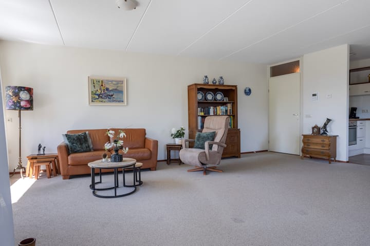 Foto 11 van Keizersmantel 345