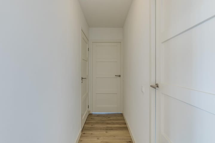 Foto 15 van Leenderweg 62