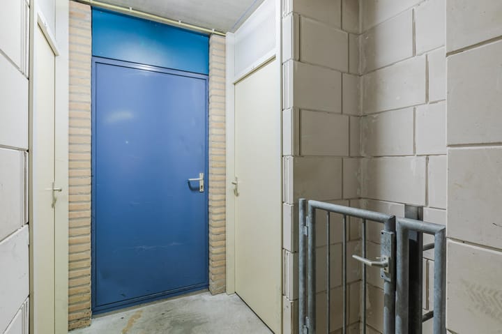 Foto 30 van Leenderweg 62