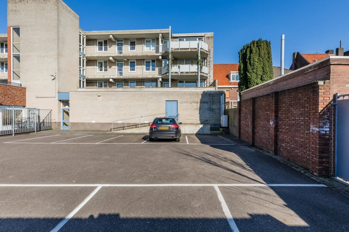 Foto 41 van Leenderweg 62