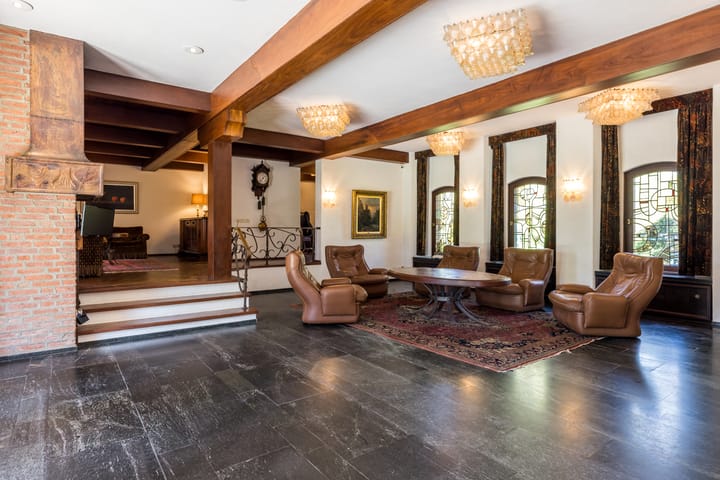 Photo 8 of Valkenburgerweg 69