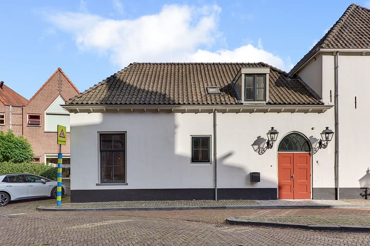 Foto 6 van Kerkplein 11