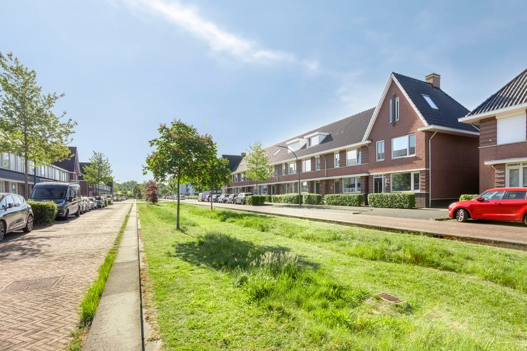 Photo 7 of Vriezenveenstraat 28