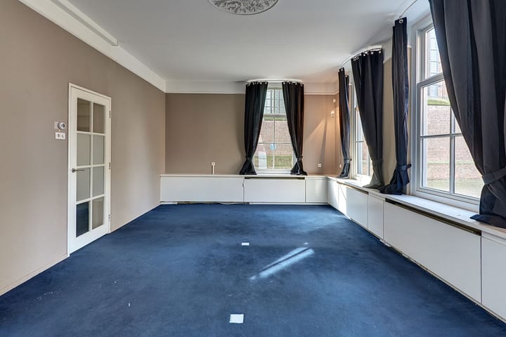 Foto 12 van Kerkplein 11