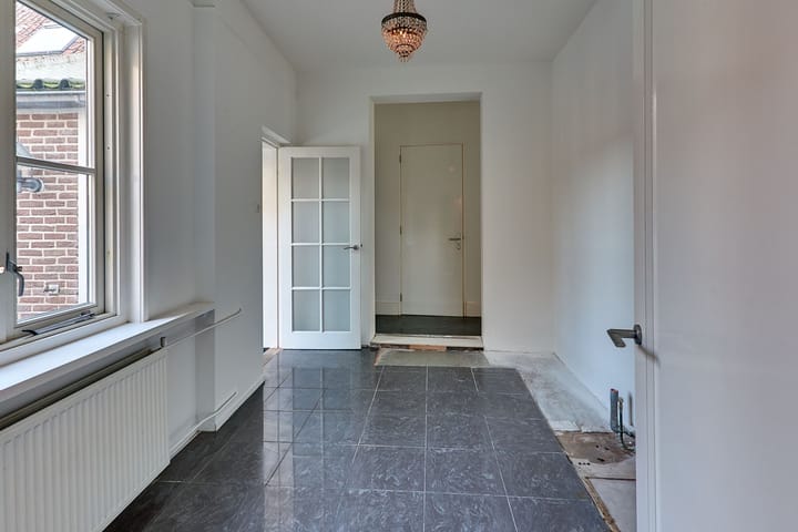 Foto 20 van Kerkplein 11